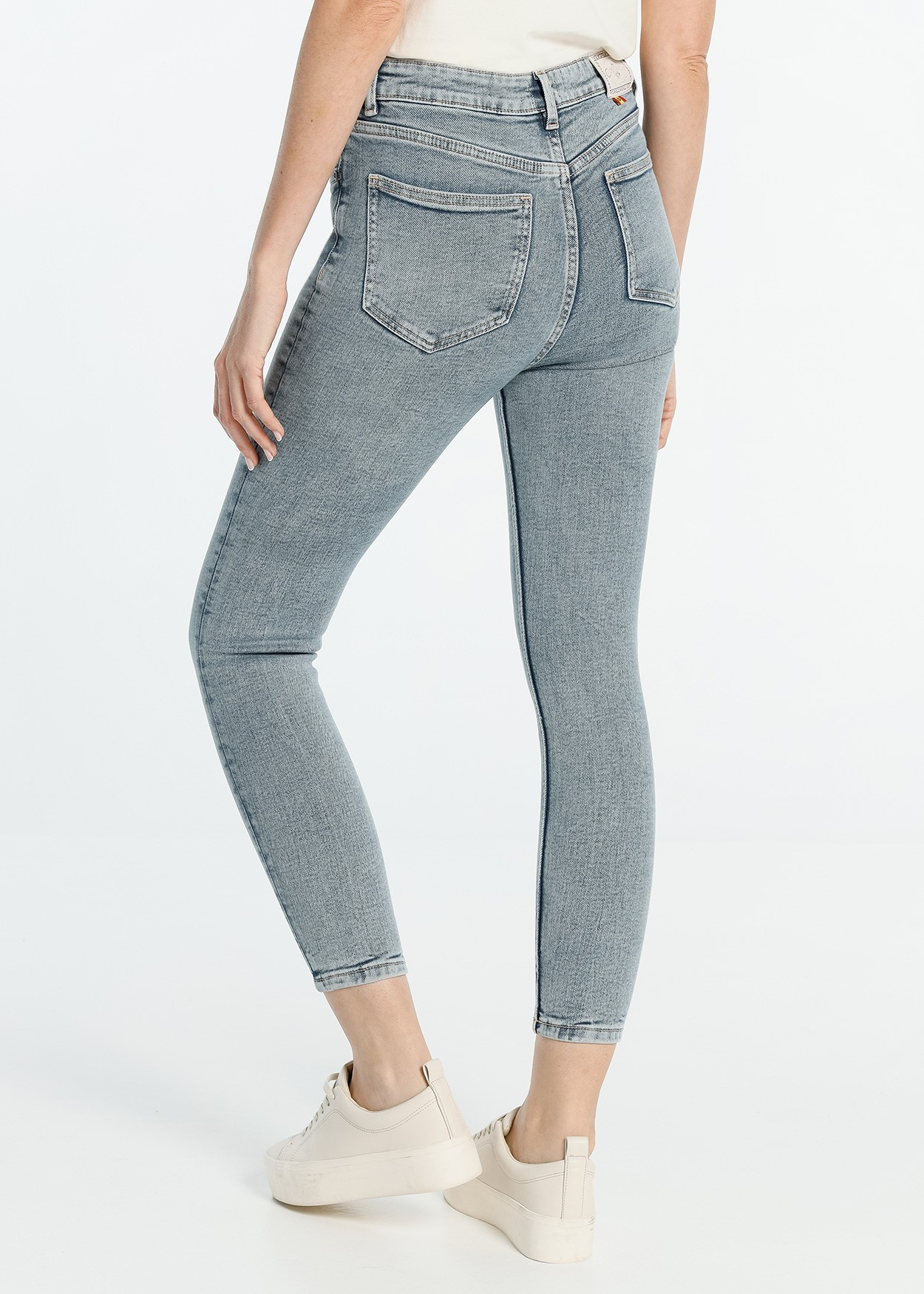 denim | Size in Inches Cimarron