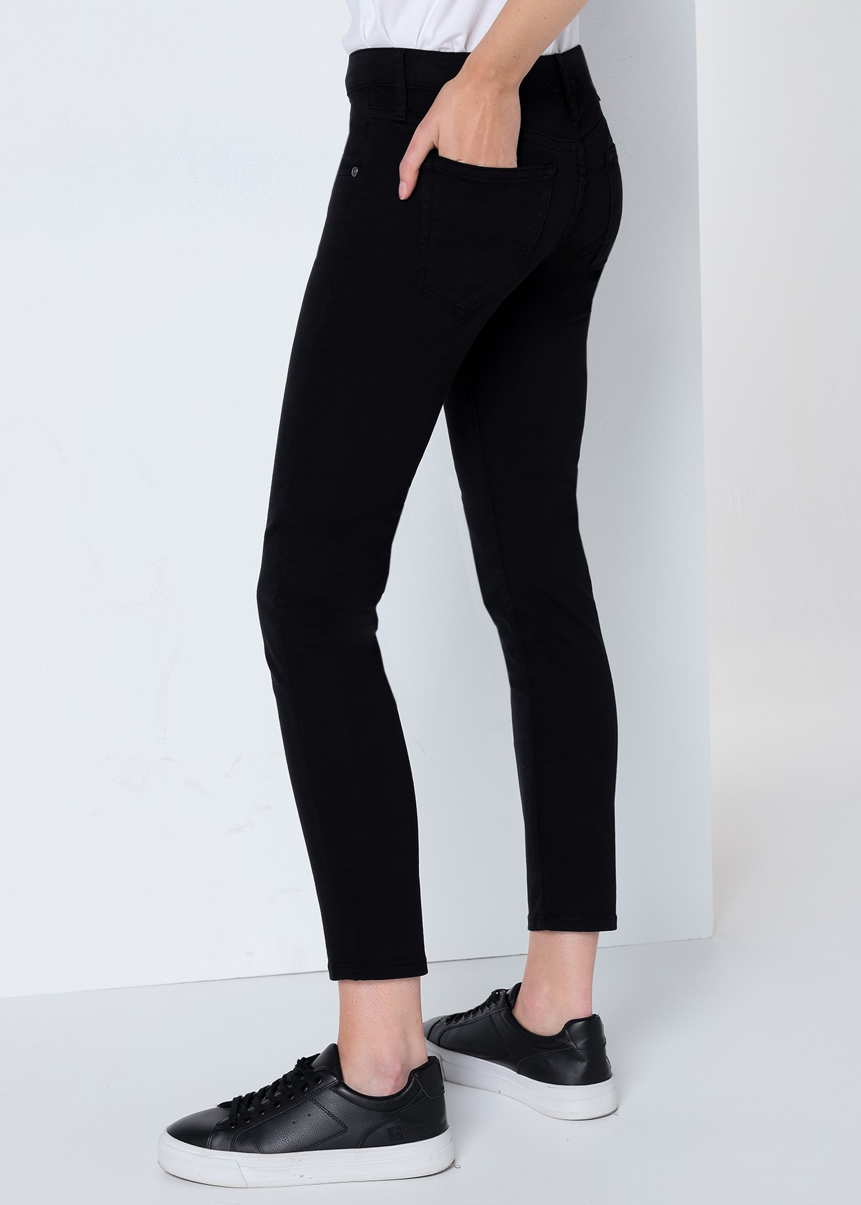 Pantalon Coupe Skinny | Enya Helen Cimarron