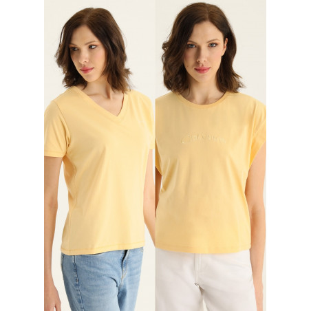 SET IN YELLOW | T-shirts basiques à manches courtes avec col rond et col en V