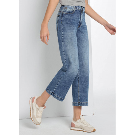 AURORA BLUM - Jeans| Wide Leg Crop fit | Inches Size