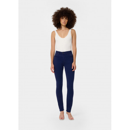 NOUFLORE BLUM Jean slim : Medium Box - Rise fit - Taille en pouces