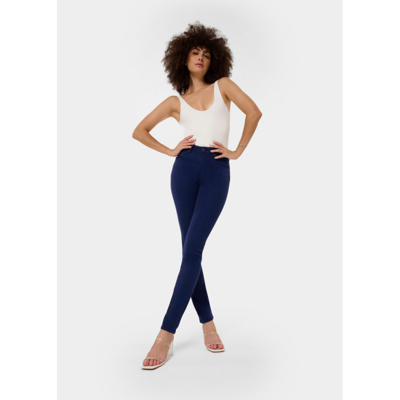 NOUFLORE BLUM Jean slim : Medium Box - Rise fit - Taille en pouces