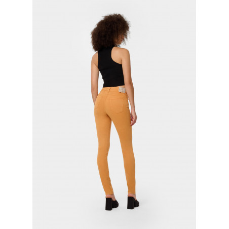 Pantalon slim NOUFLORE SATEN - Boîte moyenne - Coupe cintrée - Tailles en pouces