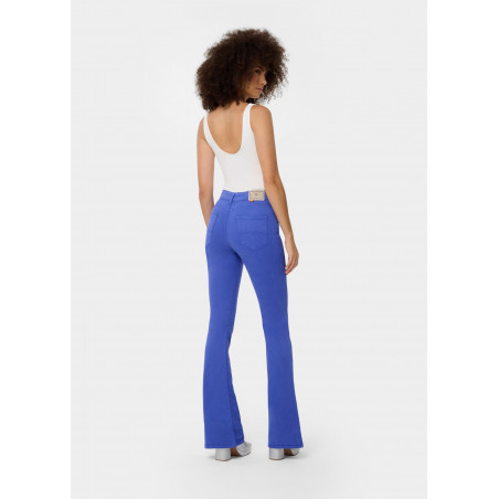 CARLA SATEN - Pantalon |Flared fit - Taille haute | Taille en pouces